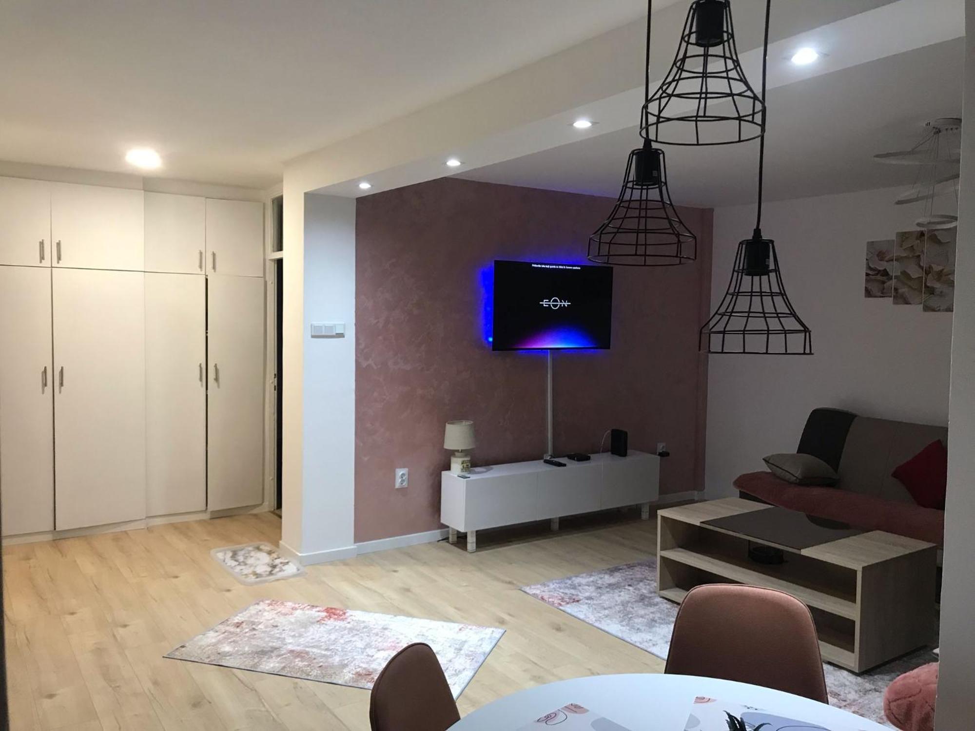 Skopy Apartment *